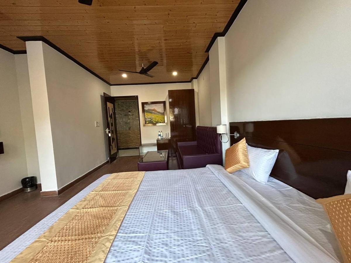 Hotel 7 Heavens Mussoorie Exteriér fotografie